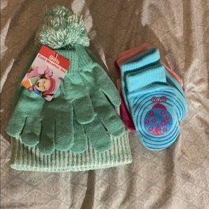 Mittens and hat